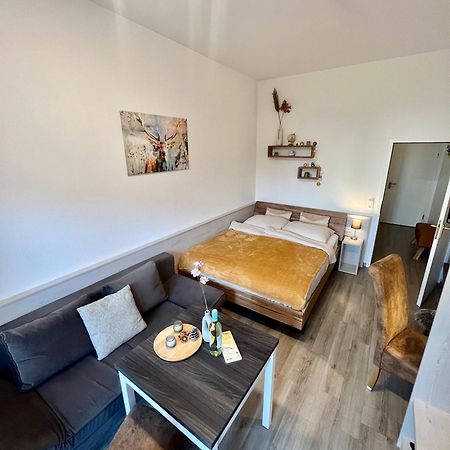 Wunderschoenes Apartment Mit Bademantelgang Zur Wohlfuehltherme Бад-Грісбах Екстер'єр фото